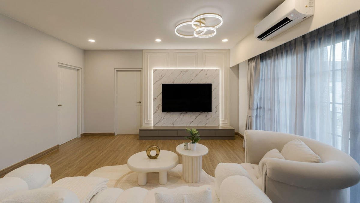 For RentHouseBangna, Bearing, Lasalle : For rent: CENTRO BANGNA, new house, 4 bedrooms.