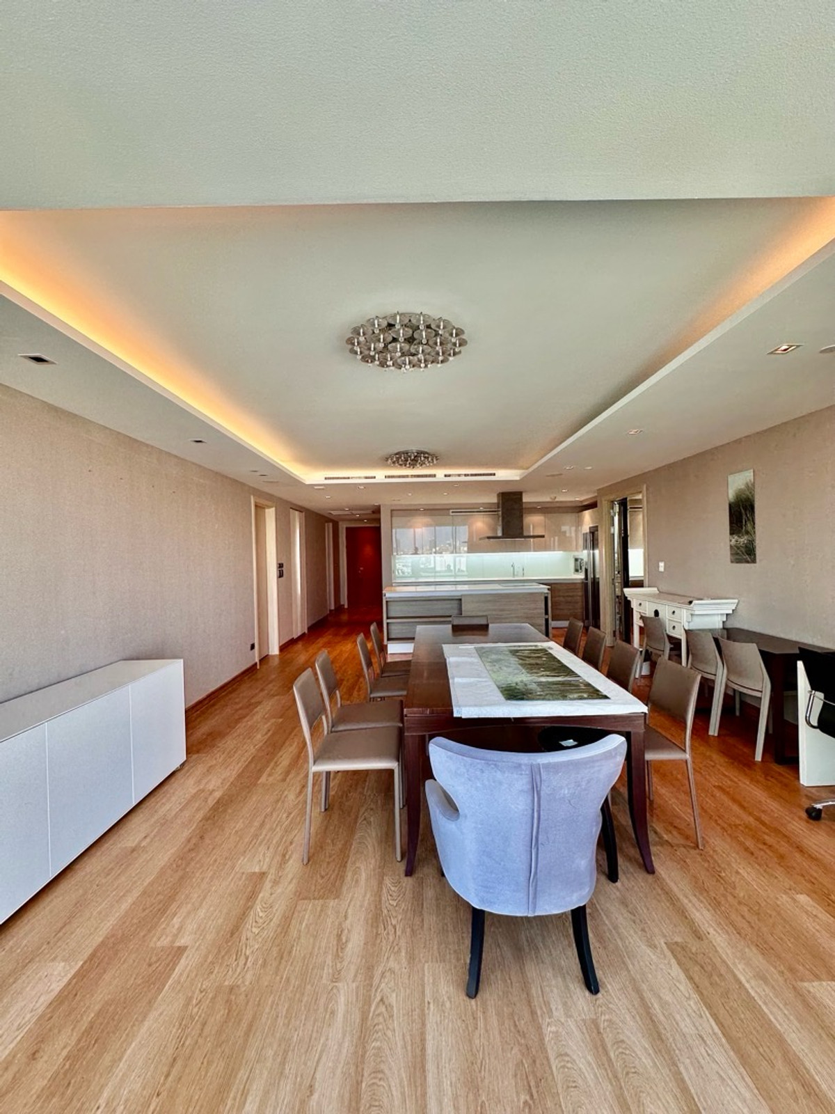 ขายคอนโดอารีย์ อนุสาวรีย์ : Penthouse 2 ยูนิต Combine เข้าด้วยกัน วิวทิศเหนือ + ตะวันออก วิวสวย  4 ห้องนอน ขนาด 294 ตรม.