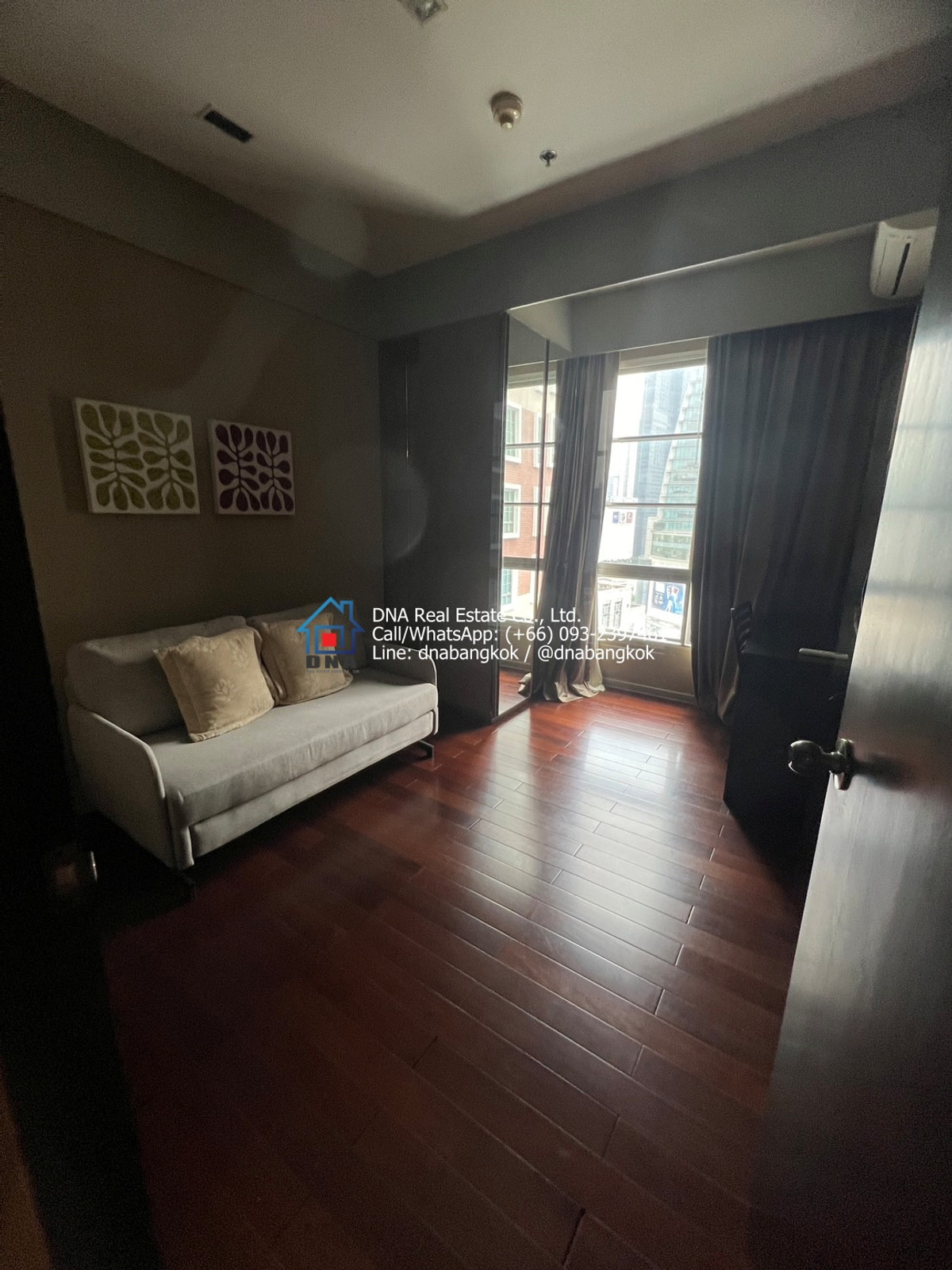 For RentCondoSukhumvit, Asoke, Thonglor : City Smart Sukhumvit 18 Condominium Luxury 3 Bedrooms for Rent