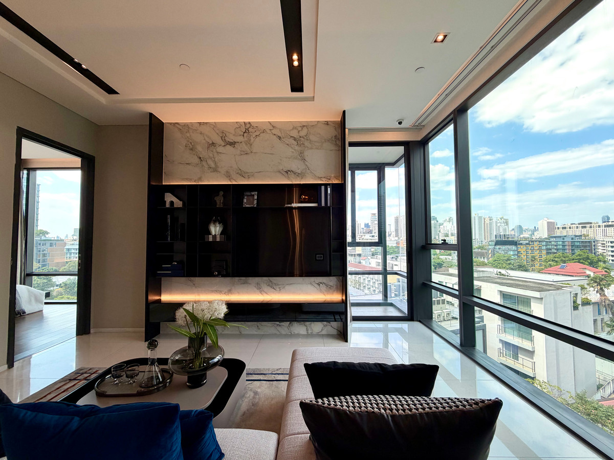 ขายคอนโดสุขุมวิท อโศก ทองหล่อ : Crafted Design By LH ห้องใหม่พร้อมอยู่ ตรงปกตามภาพครับ โทร 0946503223