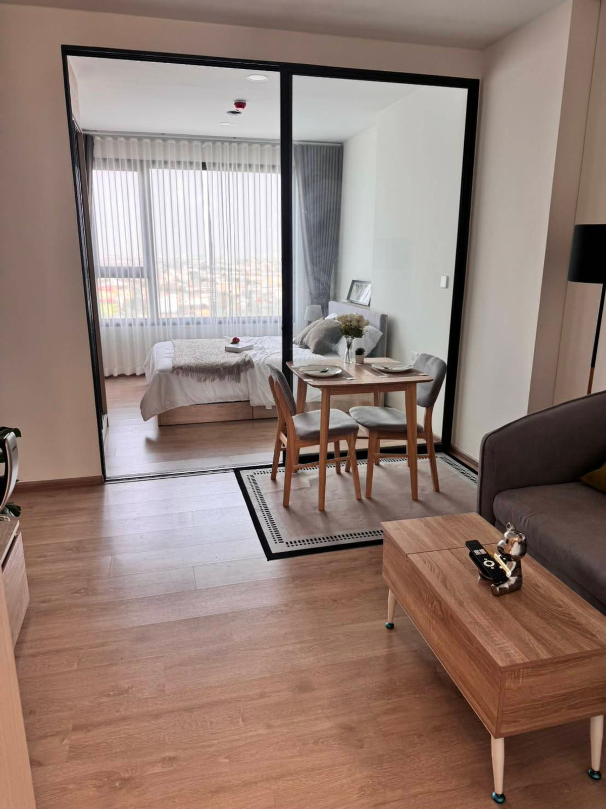 For RentCondoKasetsart, Ratchayothin : For rent Chewathai Kaset Nawamin (34 sq m.) 1 bedroom, 1 bathroom, fully furnished, ready to move in.