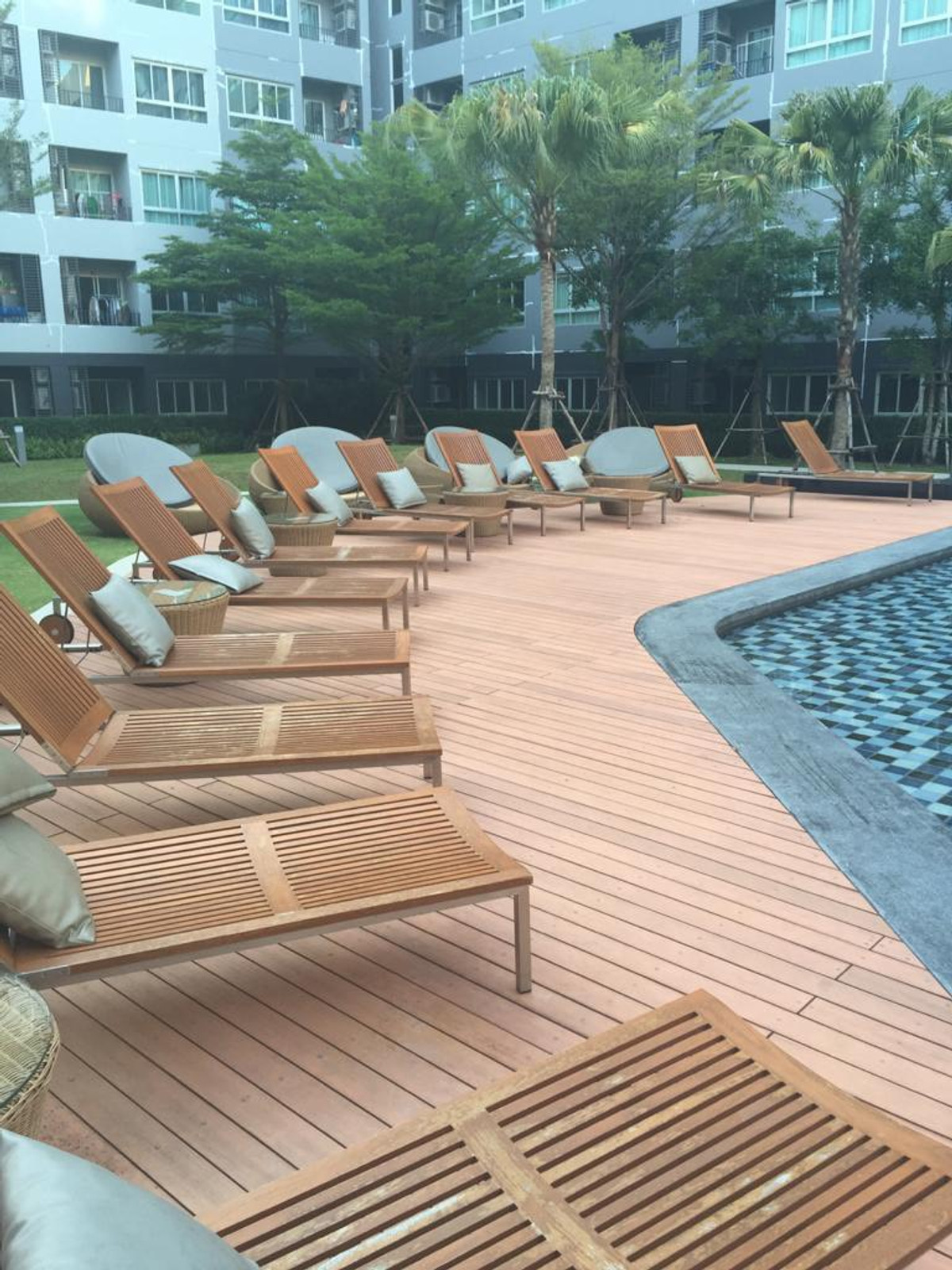 ขายคอนโดอ่อนนุช อุดมสุข : เอลลิโอ เดล เรย์ สุขุมวิท 64  ห้องสวย บรรยากาศคอนโดสไตล์รีสอร์ท  45 ตรม 2 นอน 1 น้ำ  แต่งเนี๊ยบ 