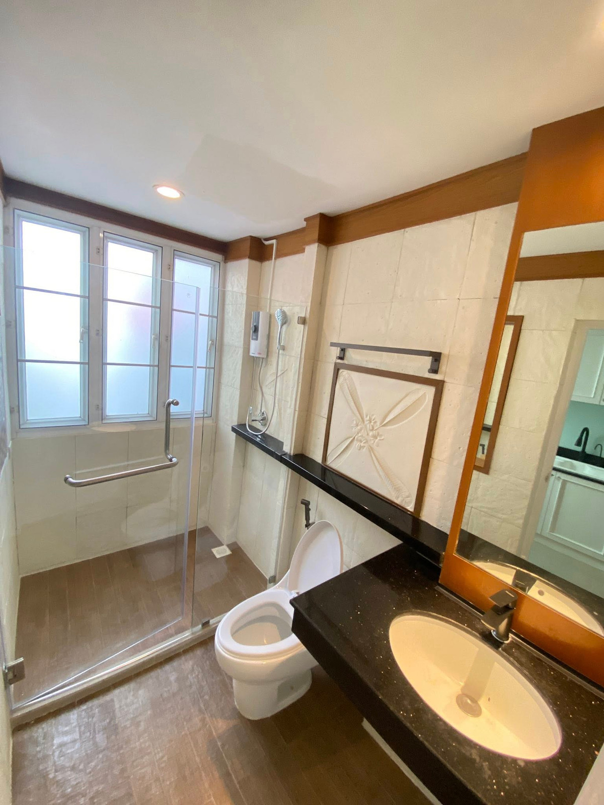 ให้เช่าทาวน์โฮมสยาม จุฬา สามย่าน : HR3205 ULTRA-PRIME LOCATION] Newly Renovated 5-Storey Building เพียง 300 เมตร จาก BTS สนามกีฬาฯ | หัวใจแห่งสยาม-ปทุมวัน