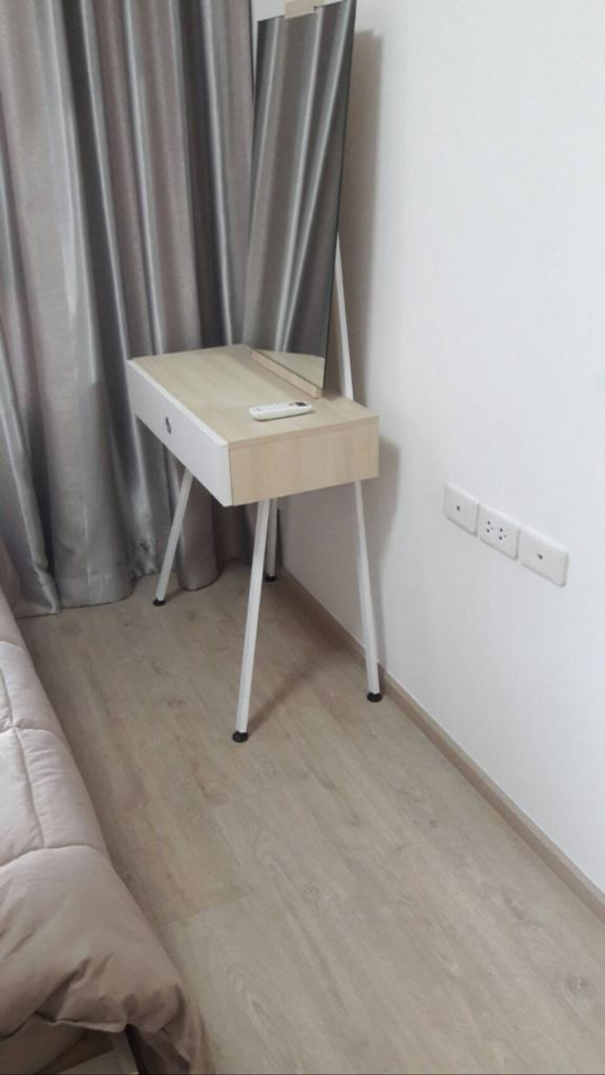 ขายคอนโดอ่อนนุช อุดมสุข : เอลลิโอ เดล เรย์ สุขุมวิท 64  ห้องสวย บรรยากาศคอนโดสไตล์รีสอร์ท  45 ตรม 2 นอน 1 น้ำ  แต่งเนี๊ยบ 