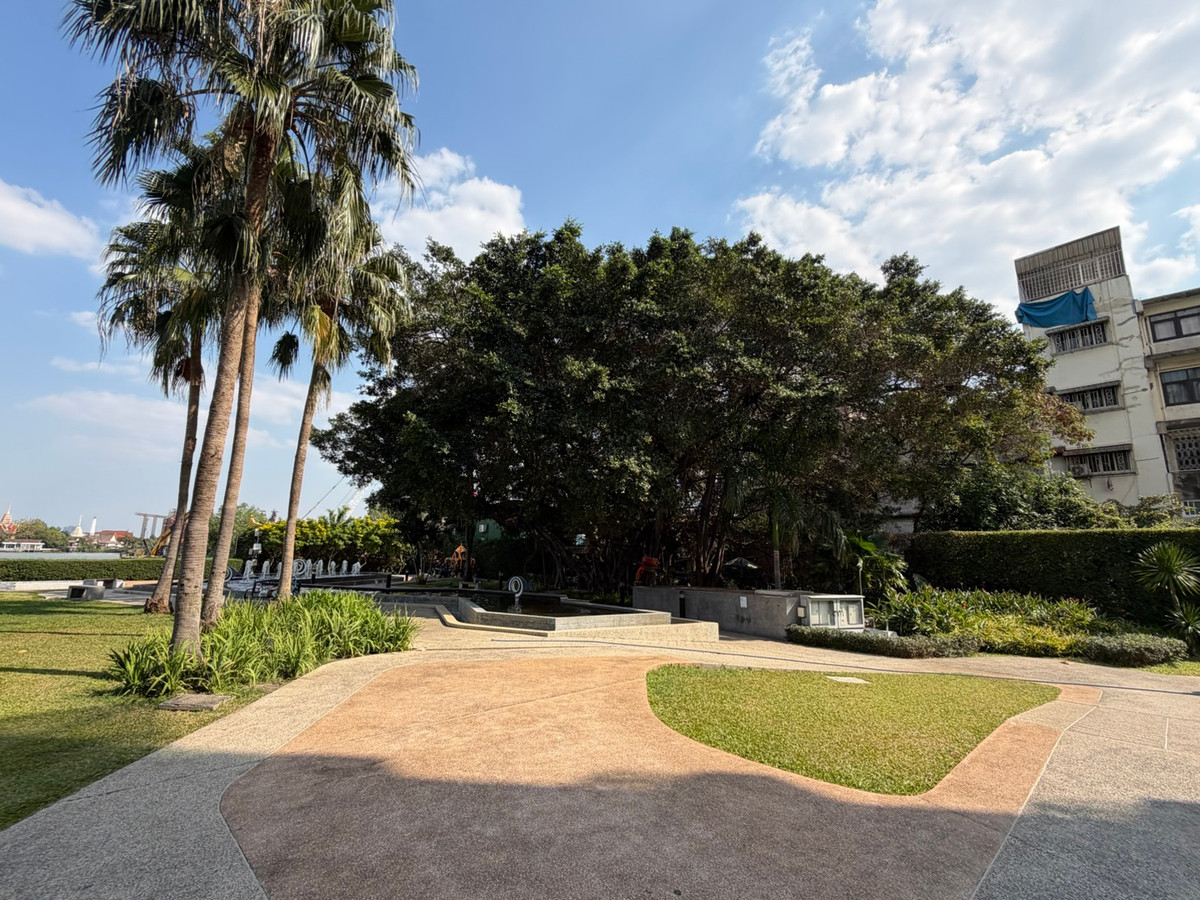 For SaleCondoRama3 (Riverside),Satupadit : For sale/rent Supalai Prima Riva Rama 3 | 3 bedrooms, high floor, river view ________________________________________ Luxury riverfront condo Supalai Prima Riva Rama 3, 42nd floor, area 256 sq m., 3 bedrooms, 5 bathrooms, maids room, panoramic Chao Phraya