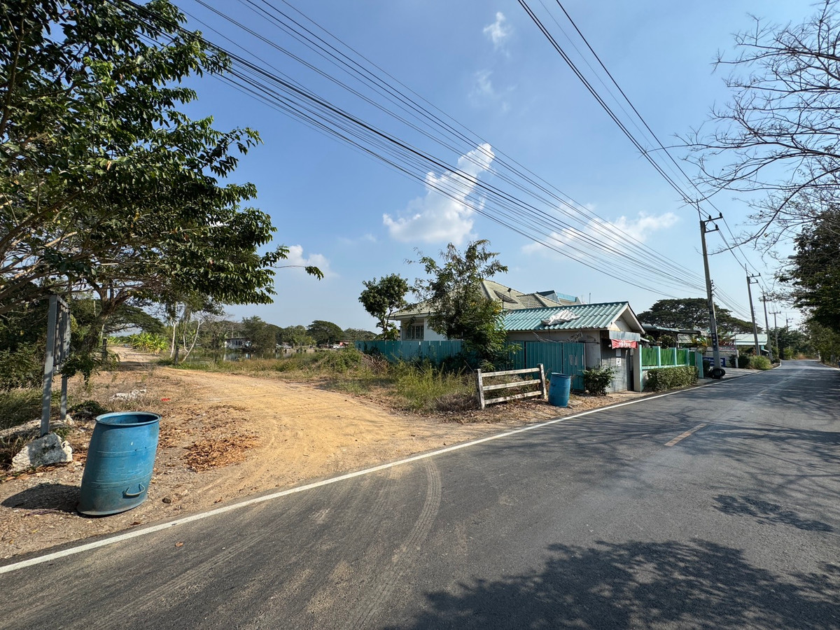 ขายที่ดินอยุธยา : ขาย!!! ที่ดิน อ.เสนา จ.พระนครศรีอยุธยา ขนาด 11 ไร่ 1 งาน 6 ตารางวา ติดถนน 2 เลน