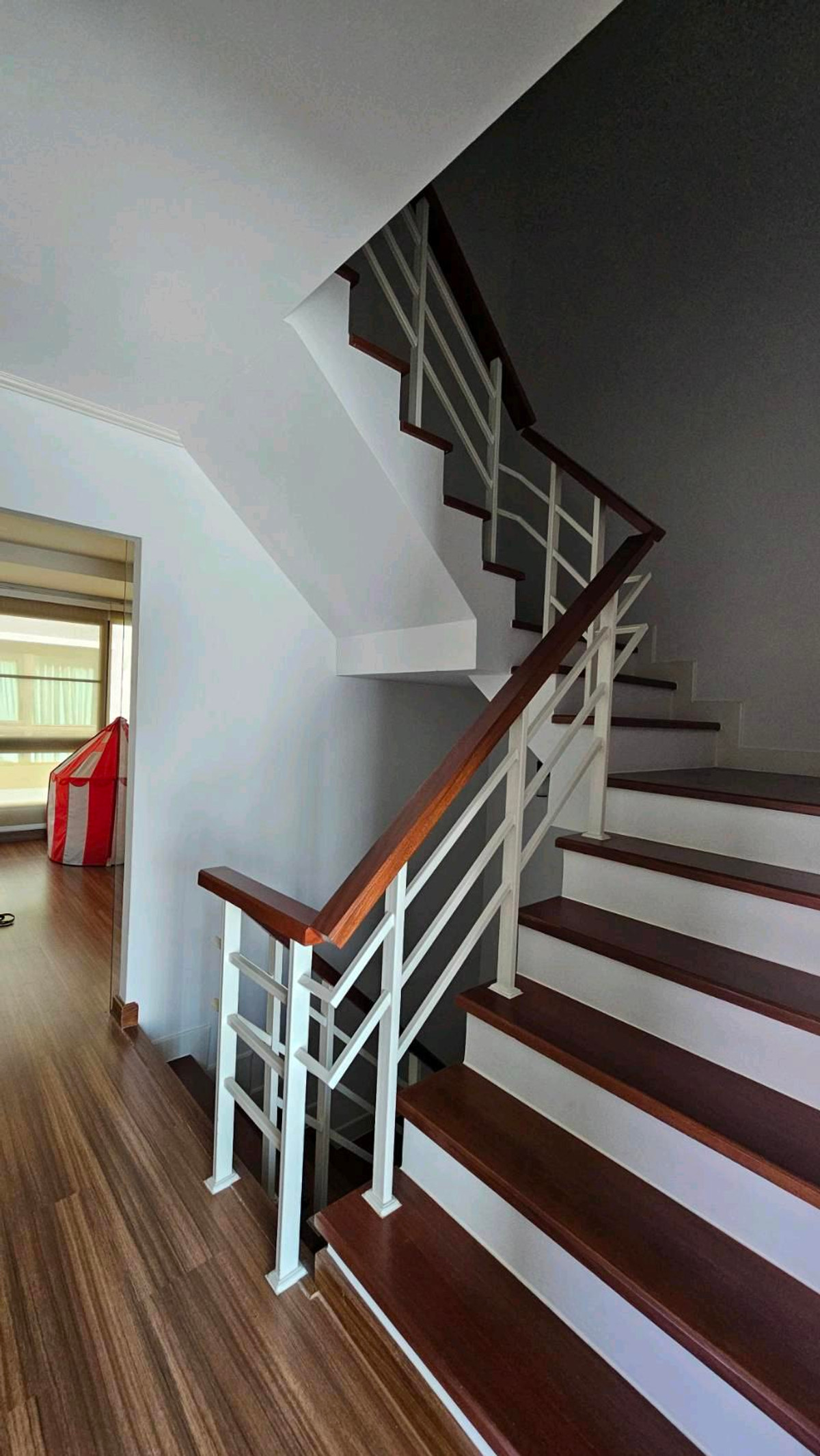 ขายทาวน์โฮมบางนา แบริ่ง ลาซาล : ขายด่วน 🏬ทาวน์โฮม โครงการศุภาลัยเออร์บานา บางนา-วงแหวน **หลังมุม** เพียง 5.2ล้านบาท ❗️พร้อมจบลดได้❗️ทำเลทอง บ้านใหม่เจ้าของไม่ค่อยได้อยู่ นัดดูด่วน 📞โทร0955193596 คุณปัน