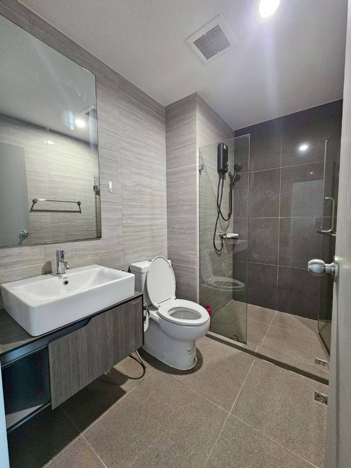 ให้เช่าคอนโดปิ่นเกล้า จรัญสนิทวงศ์ : 🔥ให้เช่าด่วน🔥เดอะ พาร์คแลนด์ จรัญ - ปิ่นเกล้า ห้องกว้าง วิวสวย เฟอร์นิเจอร์ครบพร้อมเข้าอยู่ ใกล้ MRT บางยี่ขัน