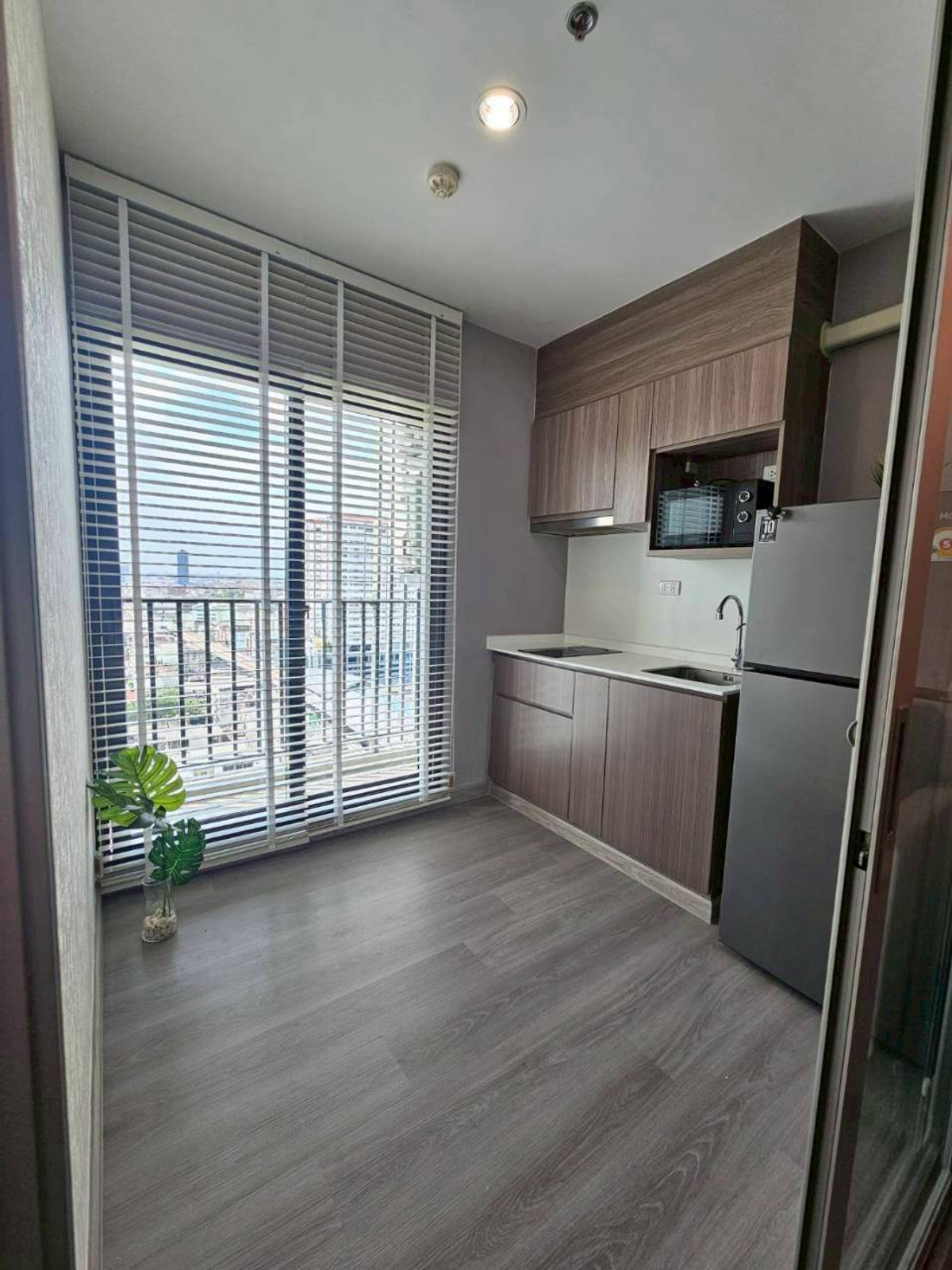 ให้เช่าคอนโดปิ่นเกล้า จรัญสนิทวงศ์ : 🔥ให้เช่าด่วน🔥เดอะ พาร์คแลนด์ จรัญ - ปิ่นเกล้า ห้องกว้าง วิวสวย เฟอร์นิเจอร์ครบพร้อมเข้าอยู่ ใกล้ MRT บางยี่ขัน