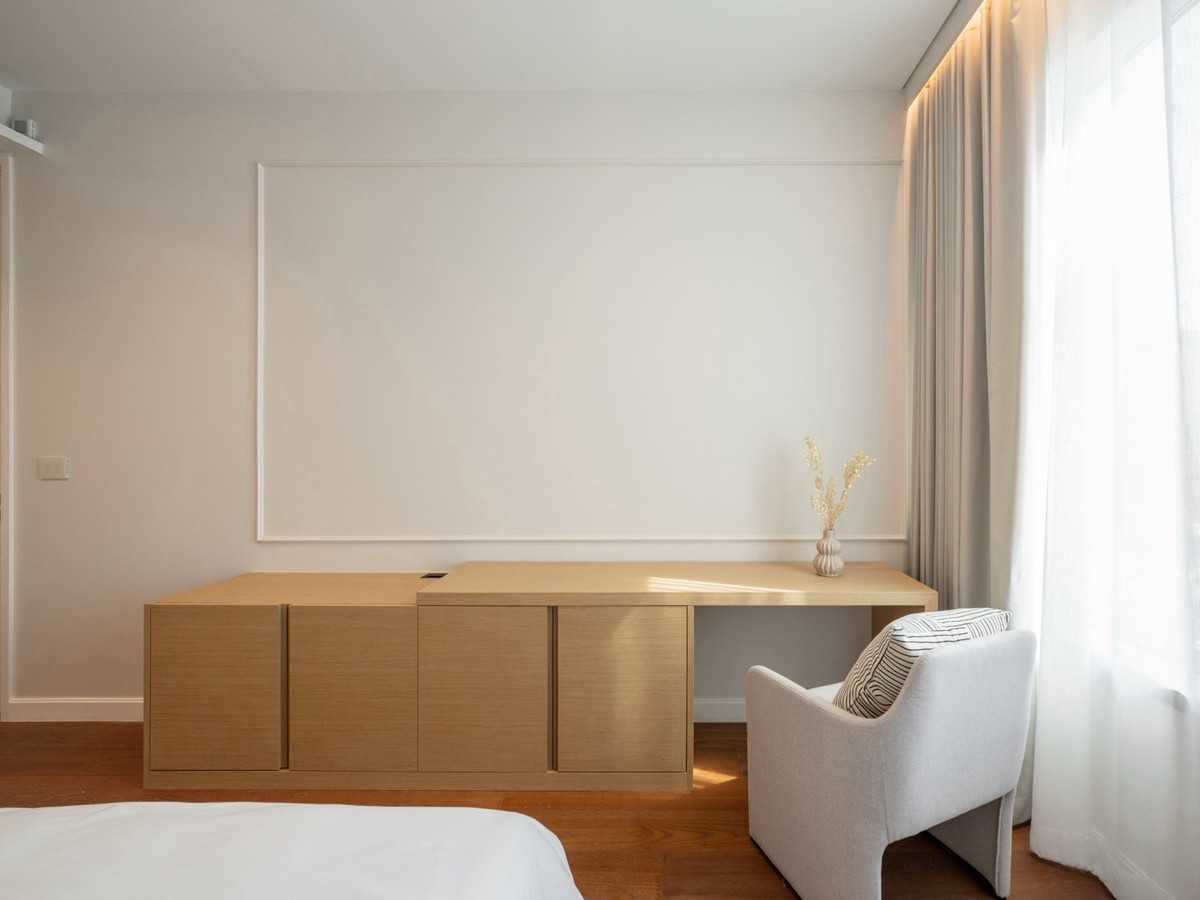 For RentCondoWitthayu, Chidlom, Langsuan, Ploenchit : 🔥For Rent Now🔥 185 Ratchadamri. Spacious room, beautifully decorated, unobstructed view, fully furnished and ready to move in.