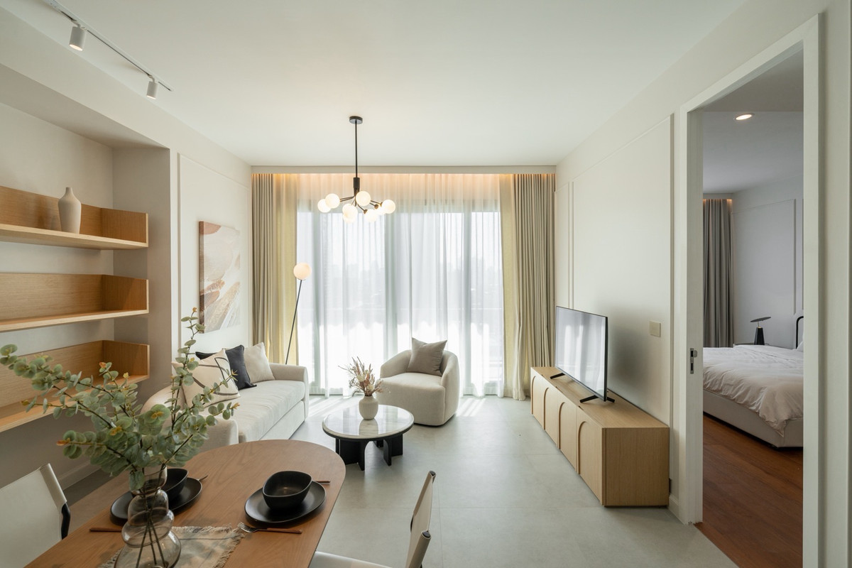 For RentCondoWitthayu, Chidlom, Langsuan, Ploenchit : 🔥For Rent Now🔥 185 Ratchadamri. Spacious room, beautifully decorated, unobstructed view, fully furnished and ready to move in.