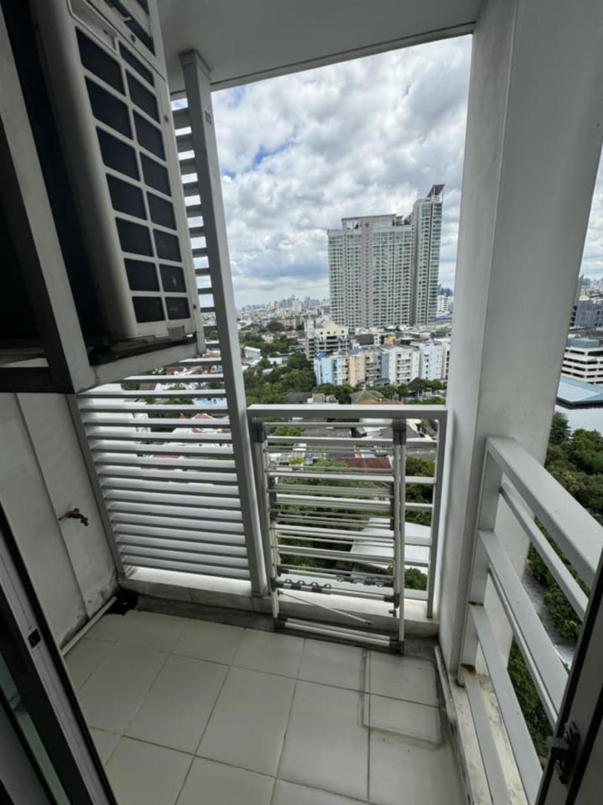 For SaleCondoLadprao, Central Ladprao : For Sale Condo , The Room Ratchada - Ladprao , MRT-Lat Phrao , Lat Yao , Chatuchak , Bangkok , CX-104898