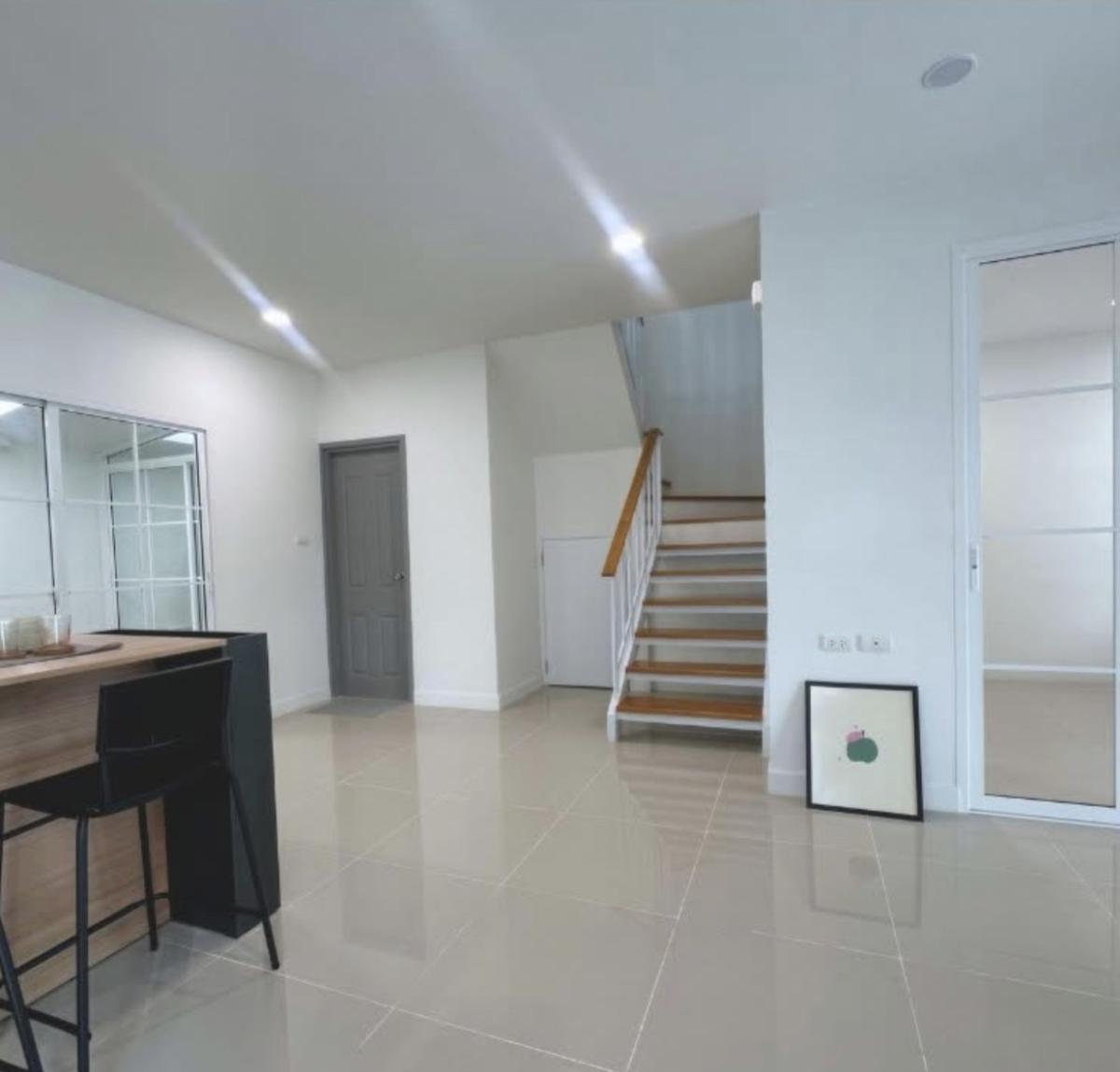 For SaleTownhomePathum Thani,Rangsit, Thammasat : For Sale Townhouse/Townhome  , The Colors Rangsit-Klong 4 , Lat Sawai , Lam Luk Ka , Pathum Thani , CX-143583