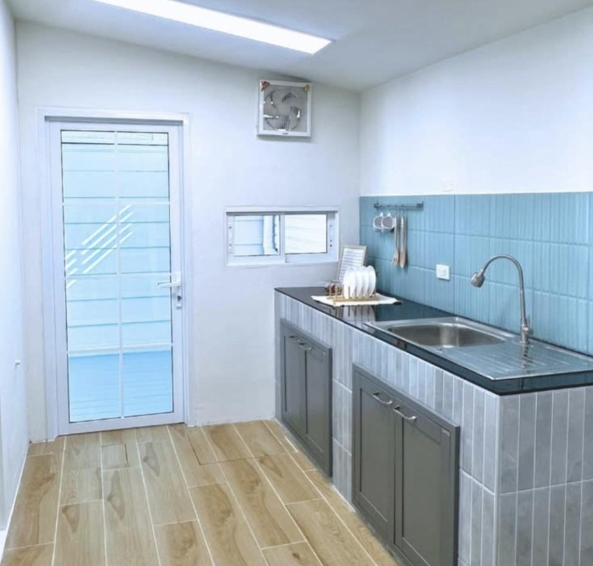 For SaleTownhomePathum Thani,Rangsit, Thammasat : For Sale Townhouse/Townhome  , The Colors Rangsit-Klong 4 , Lat Sawai , Lam Luk Ka , Pathum Thani , CX-143583