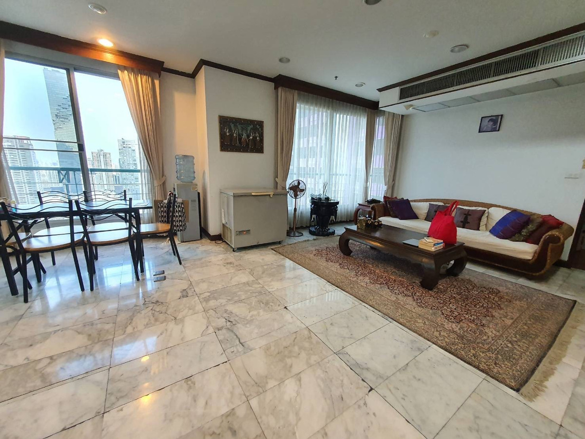 คอนโดสาทร นราธิวาส : Sathorn House for rent 3beds 3baths 152sqm 55,000 per month and for sale17.5MB