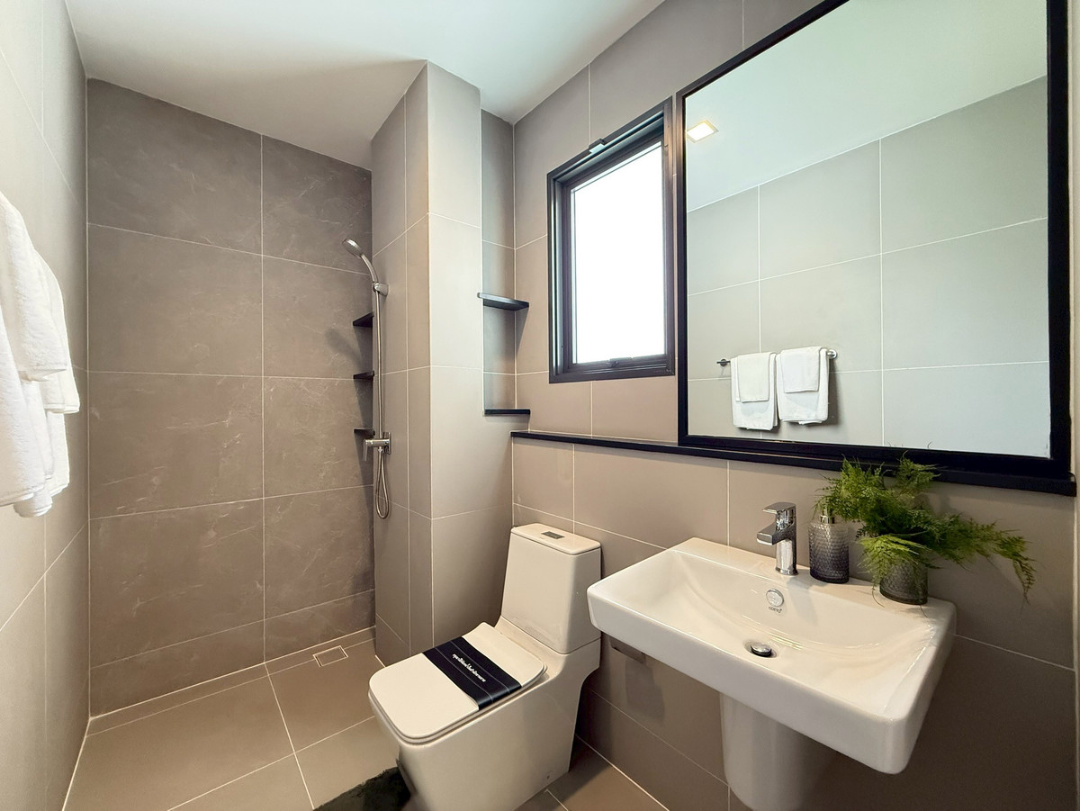 ขายบ้านนนทบุรี บางใหญ่ บางบัวทอง : บางกอก บูเลอวาร์ด เวสต์เกต ที่ดิน 65.5 ตร.ว. พร้อมเฟอร์นิเจอร์ทุกชิ้น