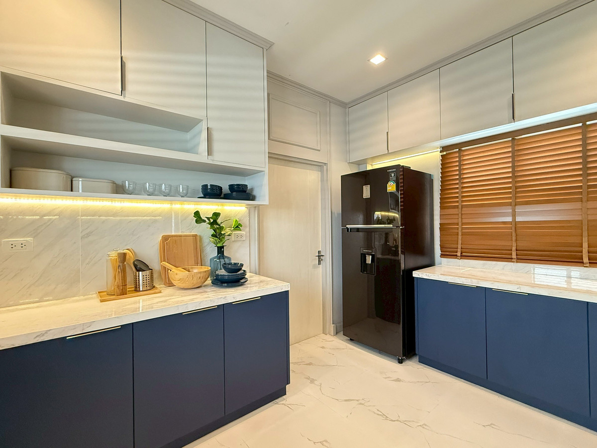 ขายบ้านนนทบุรี บางใหญ่ บางบัวทอง : บางกอก บูเลอวาร์ด เวสต์เกต ขายบ้านตัวอย่าง หลังใหญ่ พร้อมเฟอร์นิเจอร์ทุกชิ้น ที่ดิน 88.2 ตร.ว