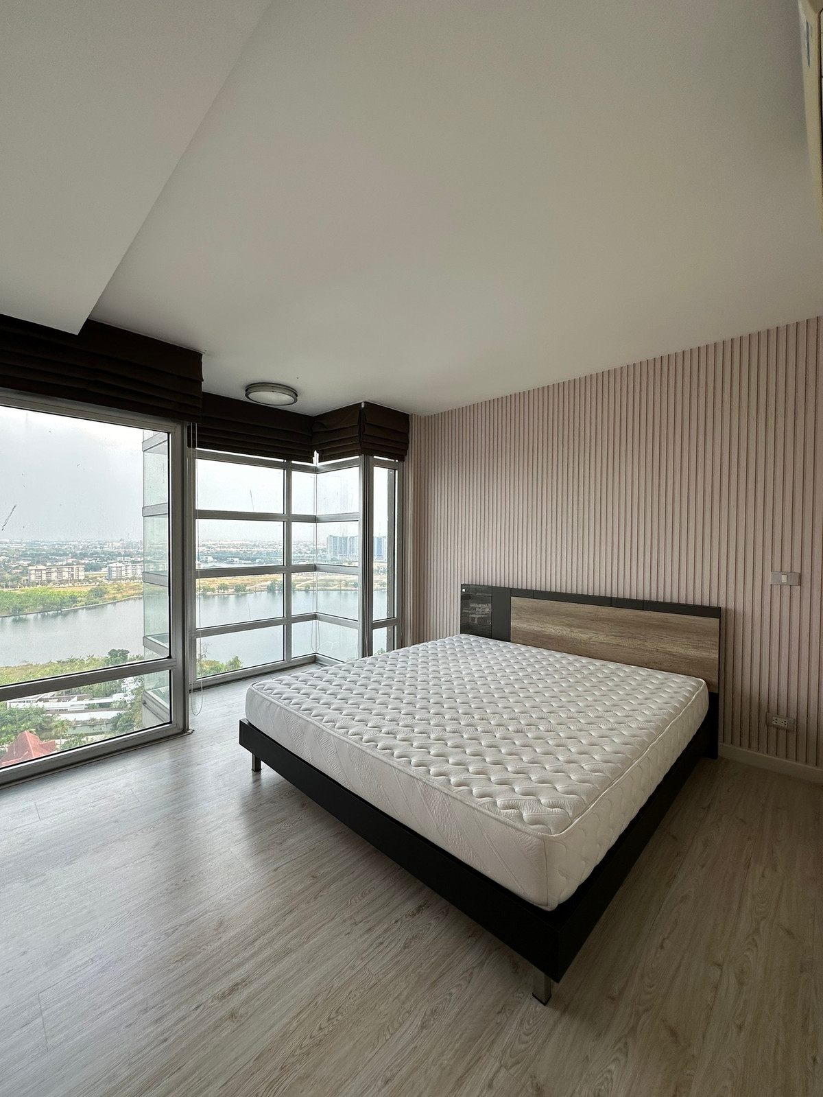 For SaleCondoChaengwatana, Muangthong : A9210169 Condo for sale, The Lake Condominium, size 80 sq m, 24th floor, lake 2 building.