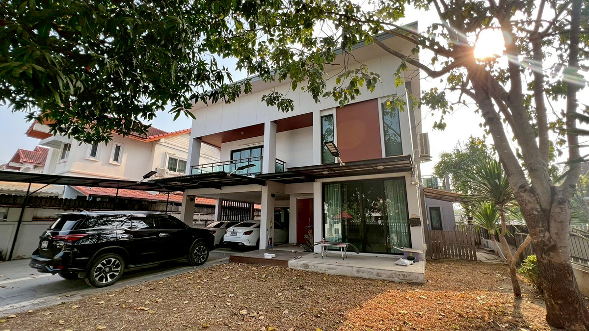 For RentHouseBangna, Bearing, Lasalle : House for rent at Lasalle near Bangkok Patana School