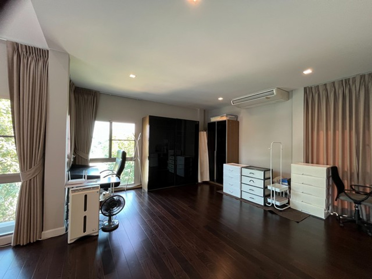 ขายบ้านปิ่นเกล้า จรัญสนิทวงศ์ : ขายบ้านหลังมุม Bangkok Boulevard Signature เพชรเกษม – ปิ่นเกล้า ใกล้ The Mall บางแค เพียง 5 นาที 