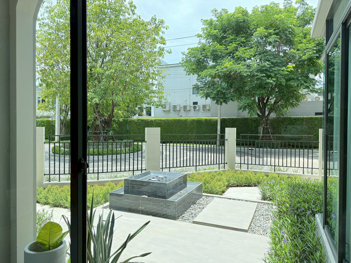 ขายบ้านนนทบุรี บางใหญ่ บางบัวทอง : บางกอกบูเลอวาร์ด เวสต์เกต ขายบ้านพร้อมเฟอร์นิเจอร์ทุกชิ้น ที่ดิน 73 ตร.ว.