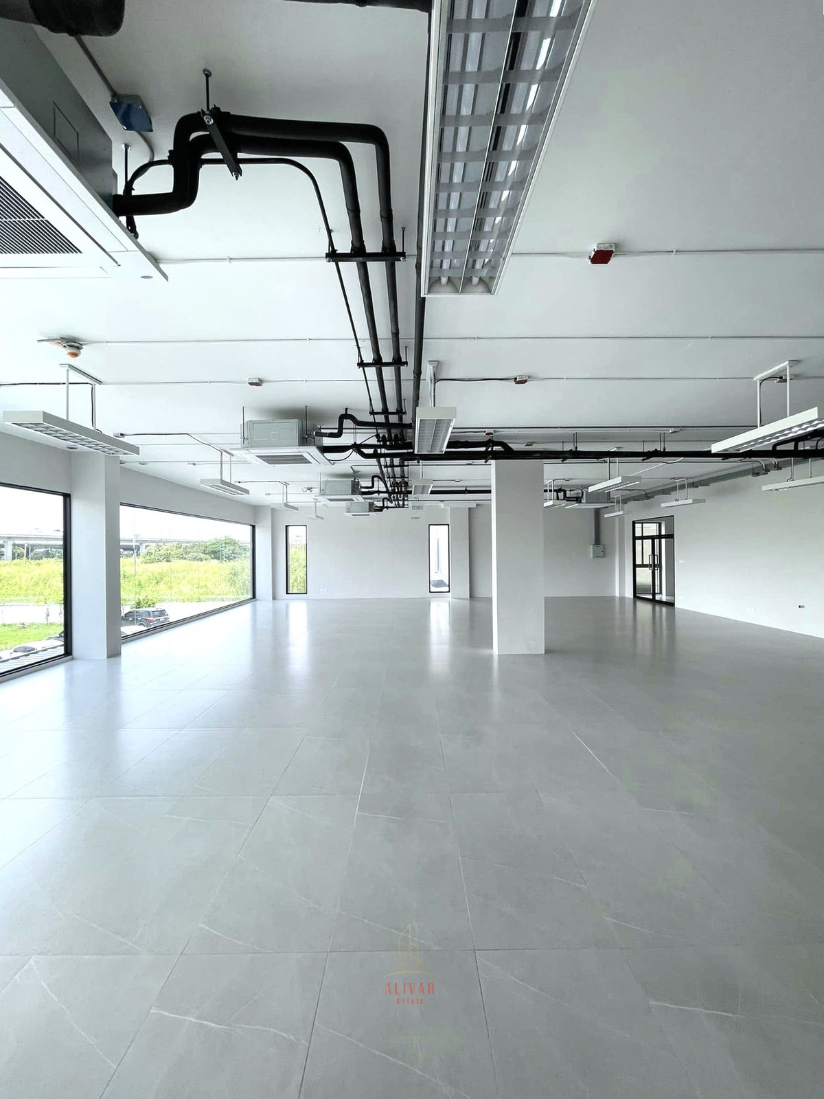 ให้เช่าอาคารพาณิชย์พัฒนาการ ศรีนครินทร์ : RB010026 ให้เช่า อาคารสำนักงานใหม่ 4 ชั้น แบ่งเช่าแยกชั้น พร้อมใช้งาน ย่าน พัฒนาการ เหมาะสำหรับ ออฟฟิศ/ สตูดิโอ/ Showroom/ คลินิก