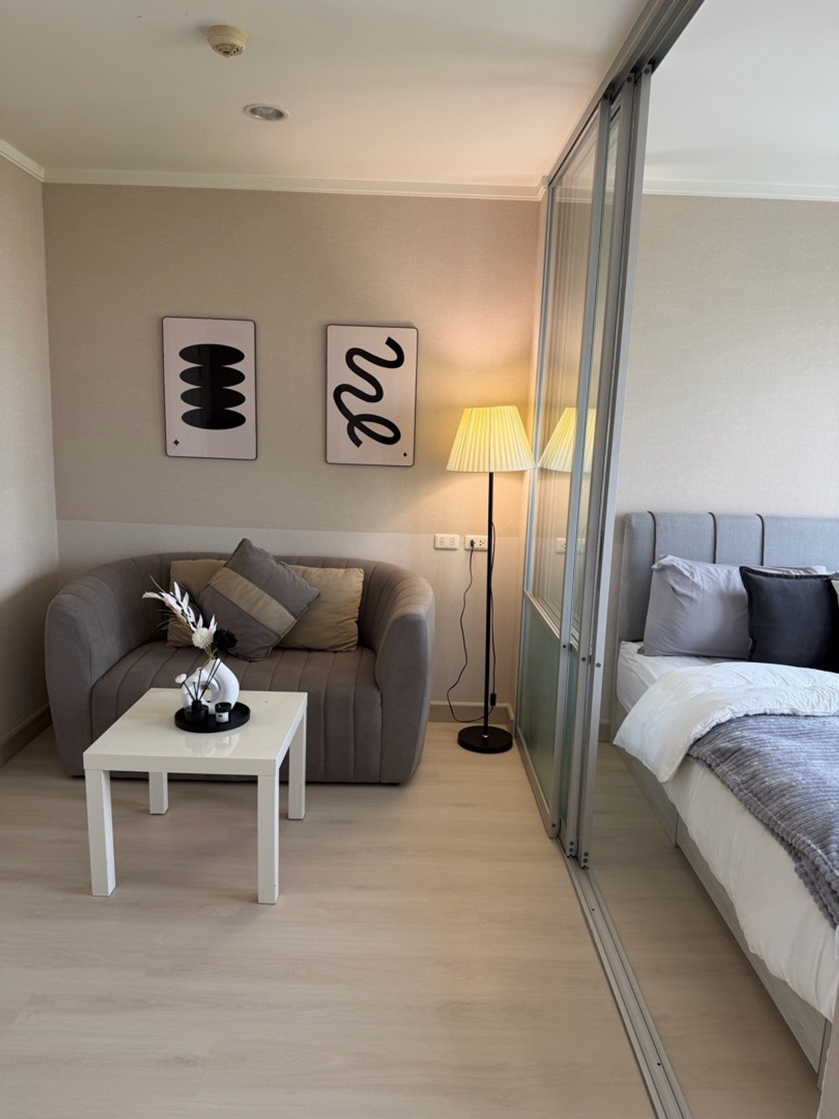 For SaleCondoChaengwatana, Muangthong : 📍Condo for sale Lumpini Ville Chaengwattana-Pak Kret 
(Pak Kret Intersection) 💰 Price only 1.39 million baht 🔥
🎁 Free! All expenses on transfer day
Installments only 3,xxx-4,xxx฿