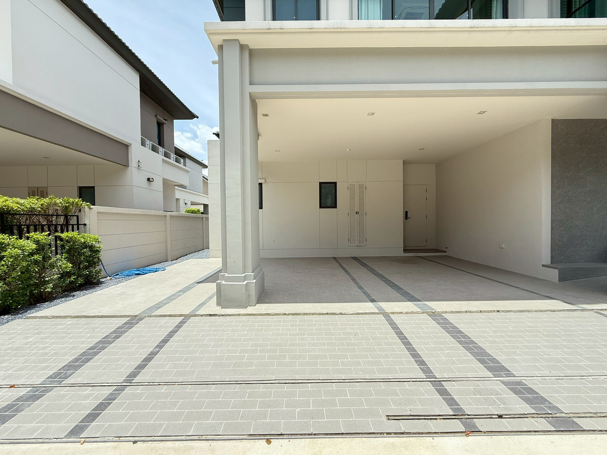 ขายบ้านนนทบุรี บางใหญ่ บางบัวทอง : บางกอกบูเลอวาร์ด เวสต์เกต ขายบ้านพร้อมเฟอร์นิเจอร์ทุกชิ้น ที่ดิน 73 ตร.ว.