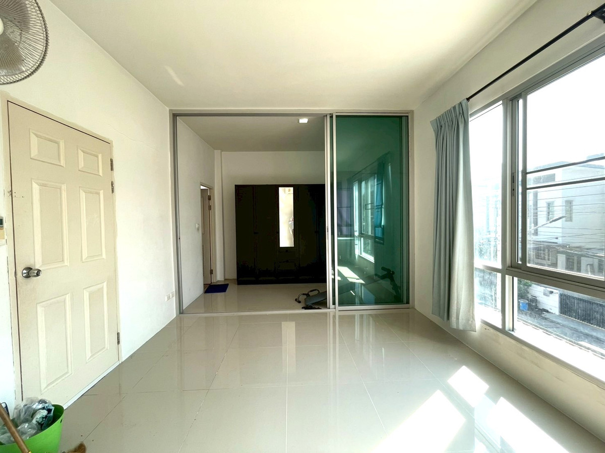 For SaleHouseEakachai, Bang Bon : Detached House for Sale Rama 2 – Motto Kanchanaphisek Best value Motto Kanchanaphisek Rama2 located next to main road