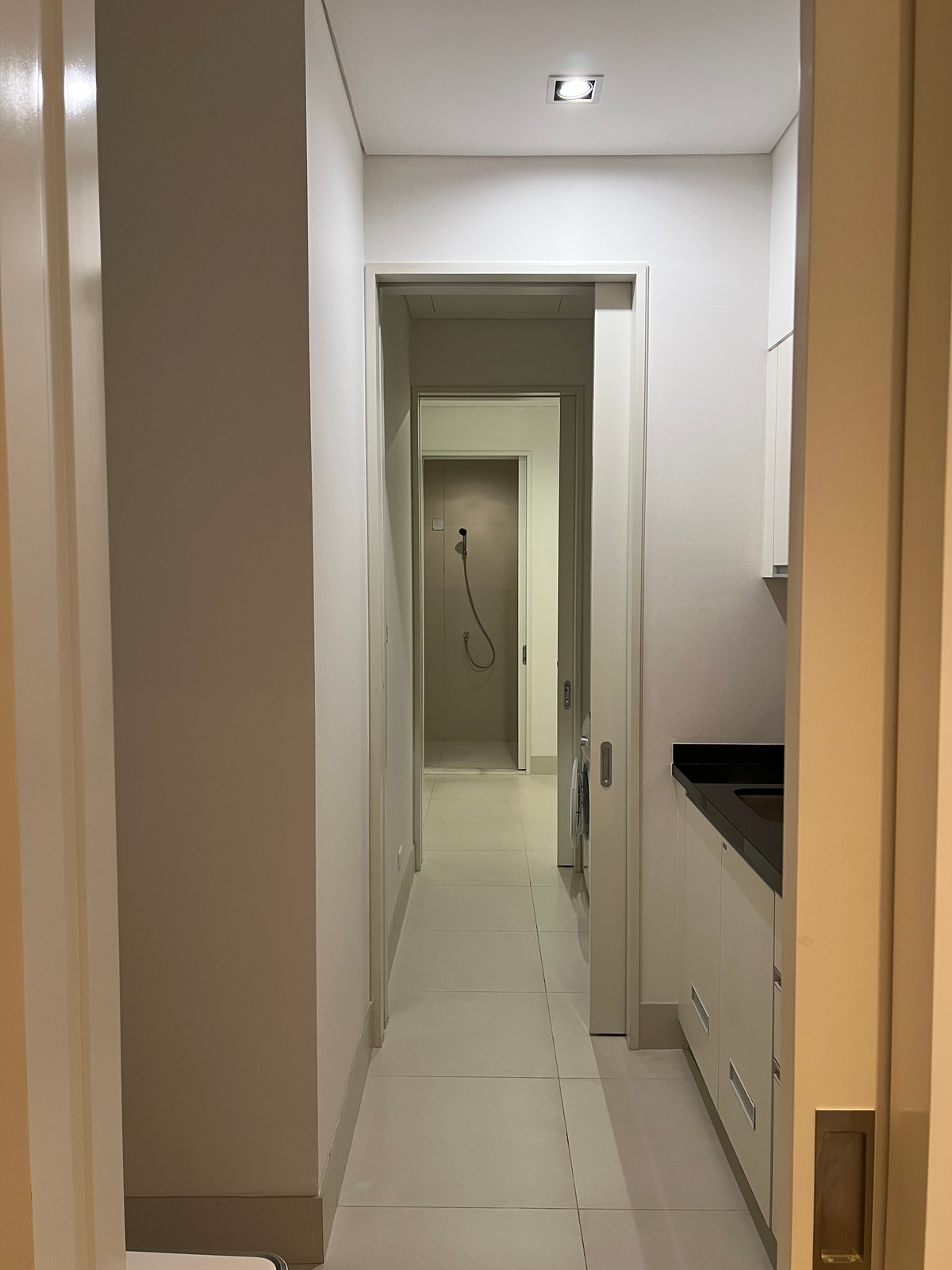 คอนโดสาทร นราธิวาส : 🚨🔥 ขายด่วน | Ritz-Carlton Residences | ห้องมุม 2 นอน | 204 ตร.ม. | ชั้น 34 | 65 ล้าน ALL-IN ⚡ ไม่มีค่าโอน ⚡ ไม่มีภาษี ⚡ ไม่มีค่าใช้จ่ายเพิ่ม | ~320K/ตร.ม. เทียบตลาด 440K/ตร.ม. 💰 ต่ำกว่าตลาด 30% 🏙️