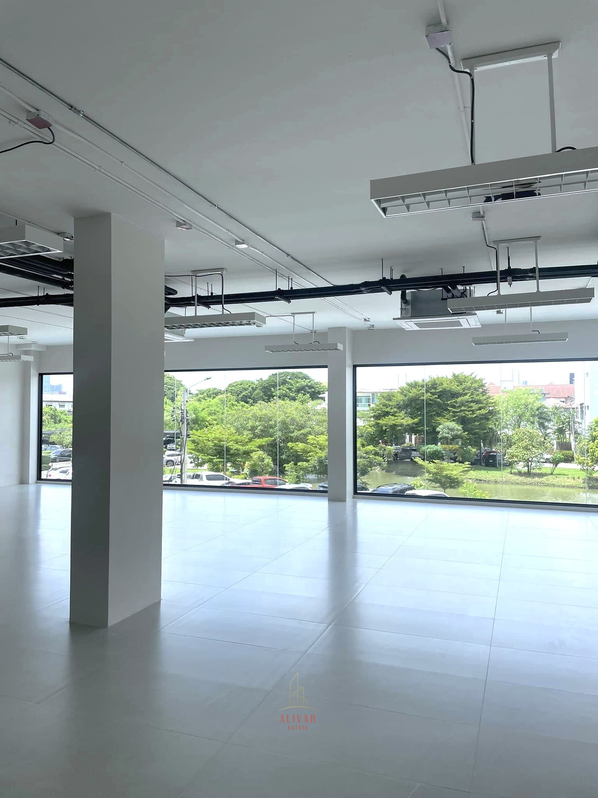 ให้เช่าอาคารพาณิชย์พัฒนาการ ศรีนครินทร์ : RB010026 ให้เช่า อาคารสำนักงานใหม่ 4 ชั้น แบ่งเช่าแยกชั้น พร้อมใช้งาน ย่าน พัฒนาการ เหมาะสำหรับ ออฟฟิศ/ สตูดิโอ/ Showroom/ คลินิก