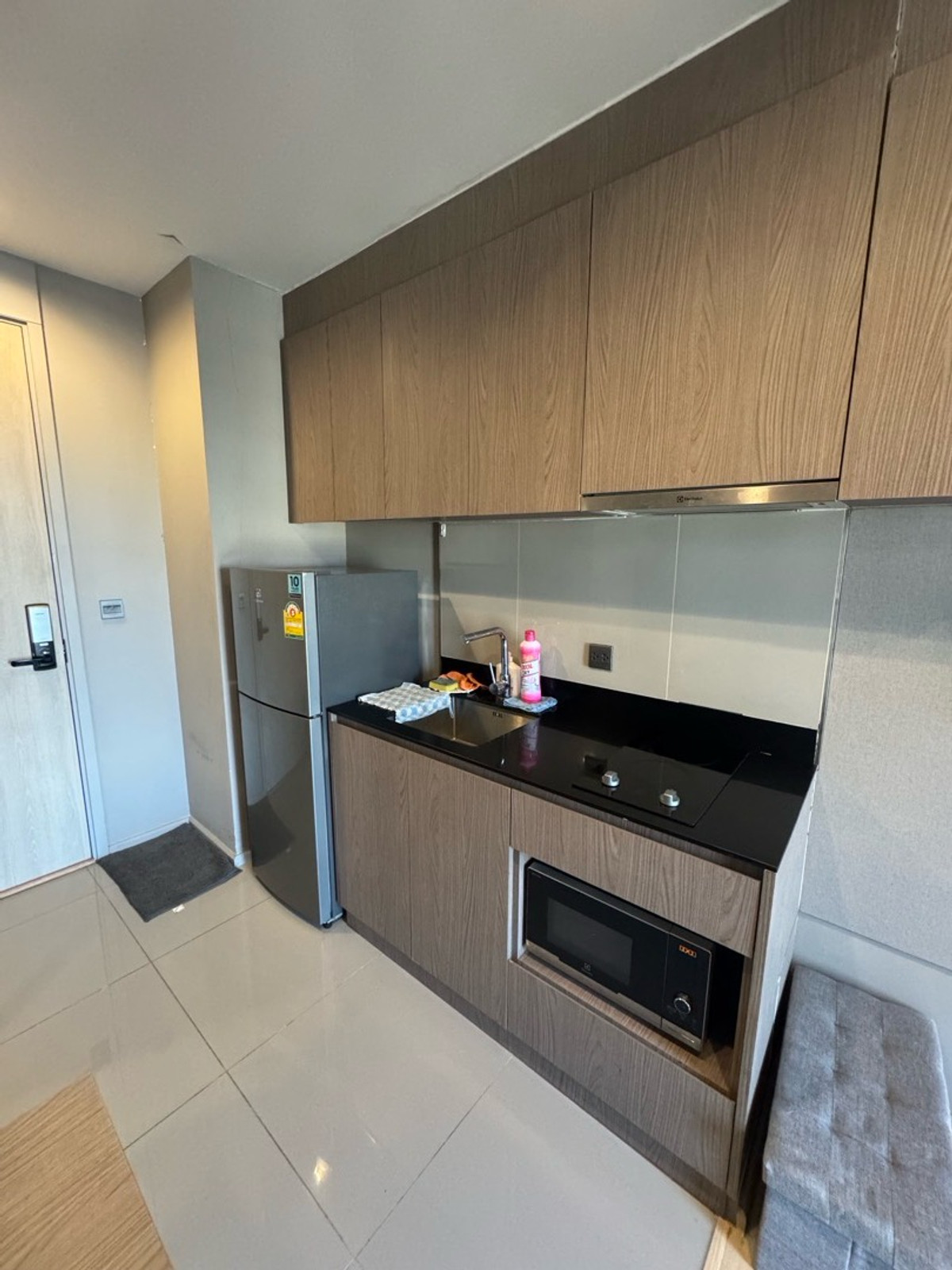 ให้เช่าคอนโดสะพานควาย จตุจักร : ให้เช่า M Jatujak 1 ห้องนอน ราคา 19,000 บาท ติดต่อ 0869017364