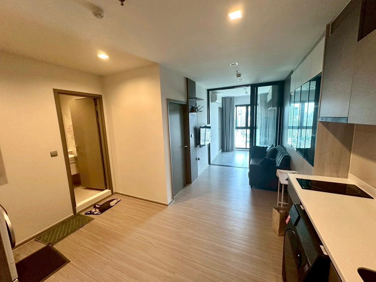 For RentCondoRama9, Petchburi, RCA : 📍 For rent! Life Asoke Hype, near MRT Rama 9, 400 m. rare unit, 1 bedroom, 41 sq m., new room, ready to move in.