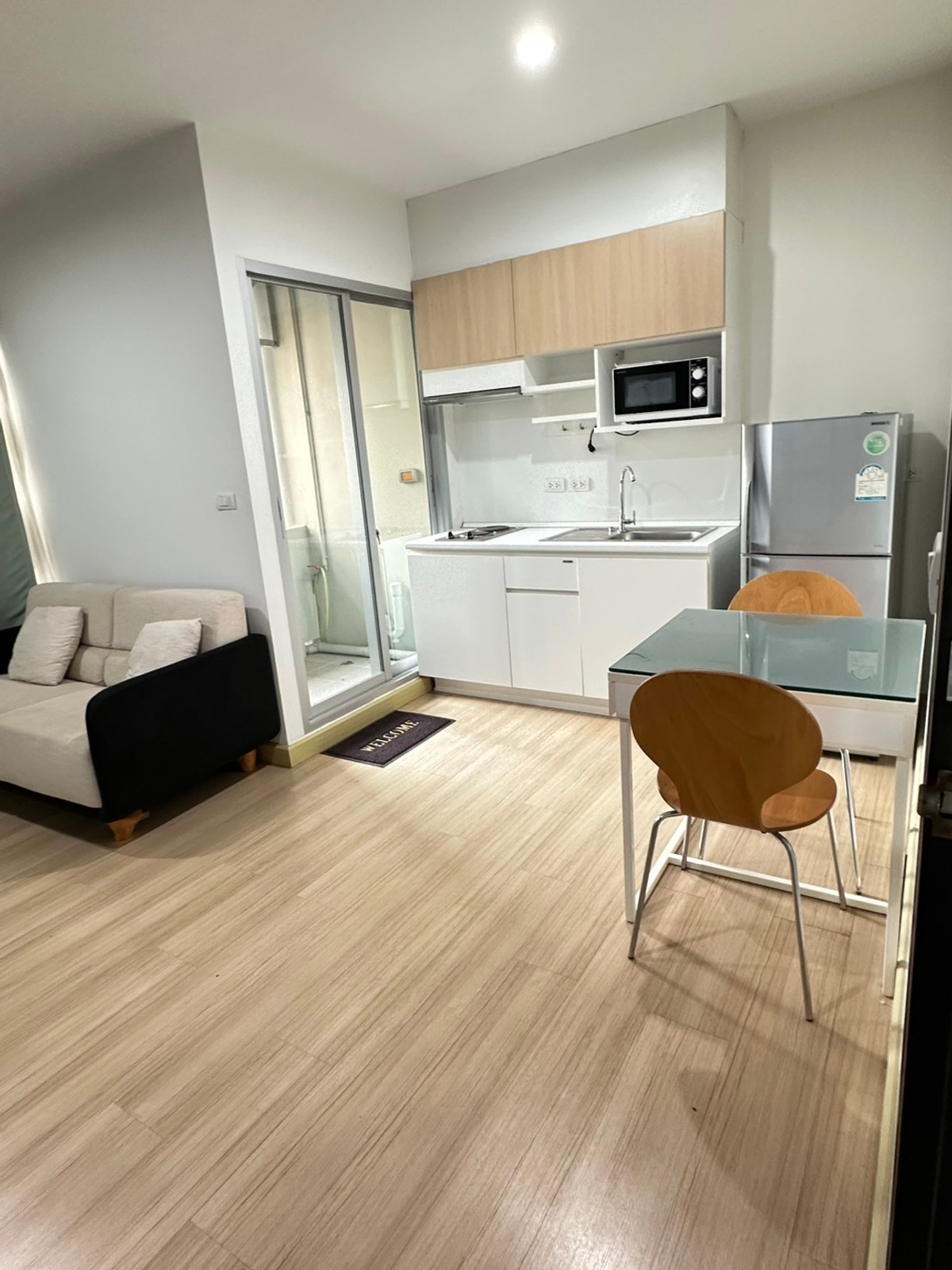 ขายคอนโด : ห้อง 36 ตรม. ห้องใหม่ สภาพดี วิวสระน้ำ ทิศเหนือ ไม่ร้อน ห้องอยู่ชั้น 4