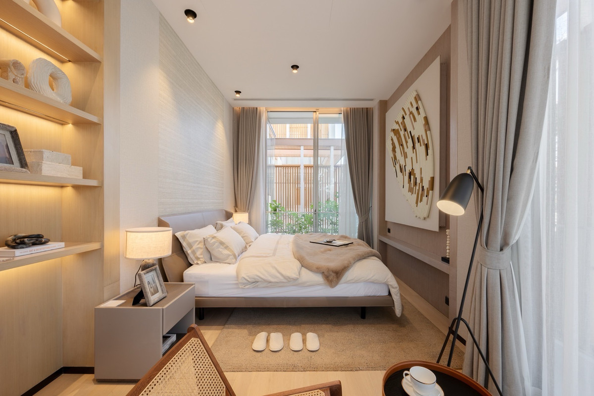 For SaleHouseAri,Anusaowaree : 🔥Last house in the project🔥 Sample house, decorated and ready to move in, size 550 Sq.m, 5 bedrooms, 4 bathrooms, special price 95 million baht, make an appointment to view the project 086-795-9997 (Jimmy)