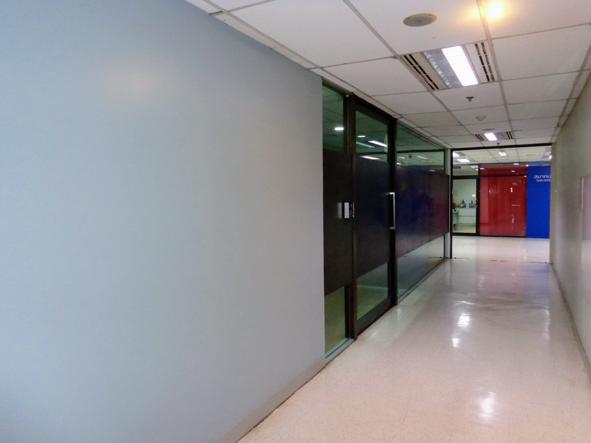 For RentOfficeRatchathewi,Phayathai : For RENT Office Space KSL Tower 203sqm 18Fl Near BTS Phaya Thai Airport Rail Link Phaya Thai