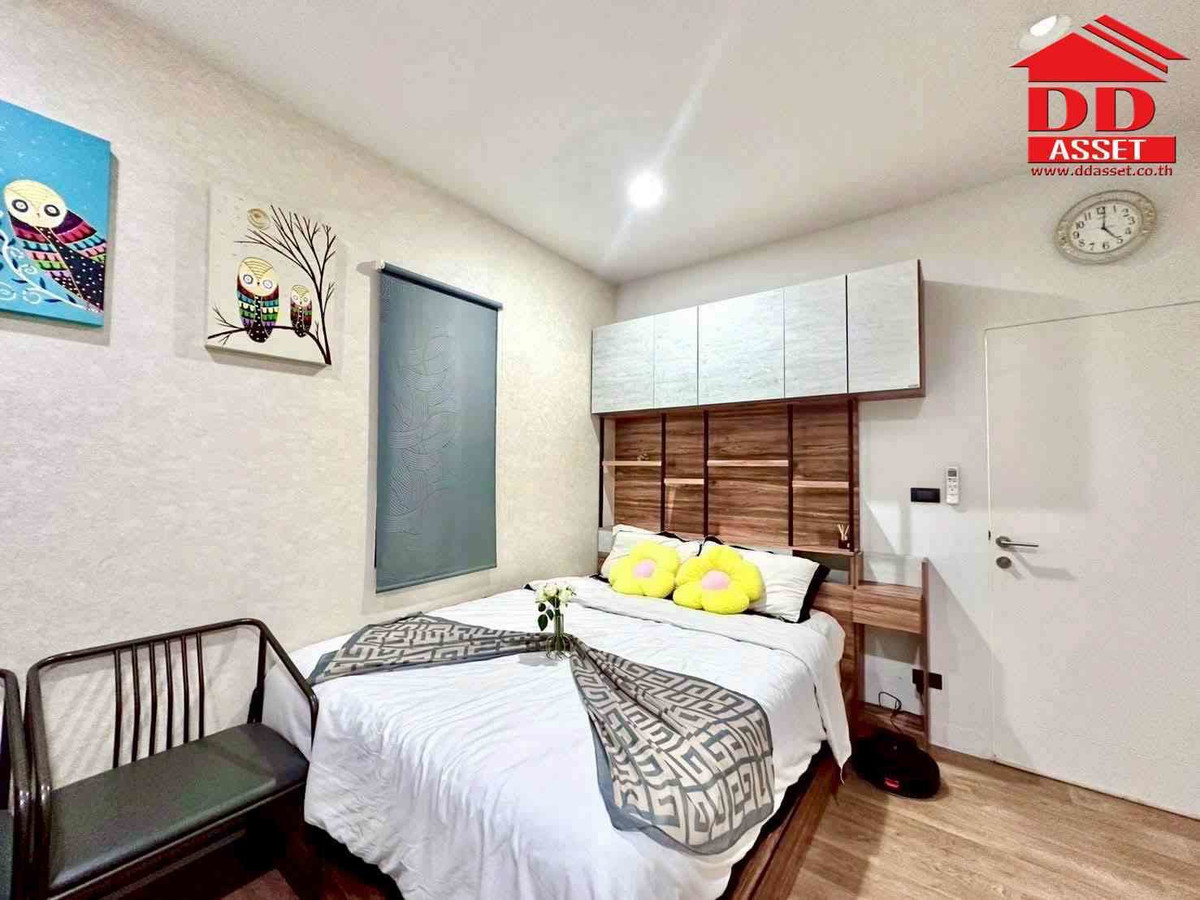 For RentHousePattanakan, Srinakarin : For Rent Setthasiri Krungthep Kreetha 2 near Brighton College International School Code: H8171