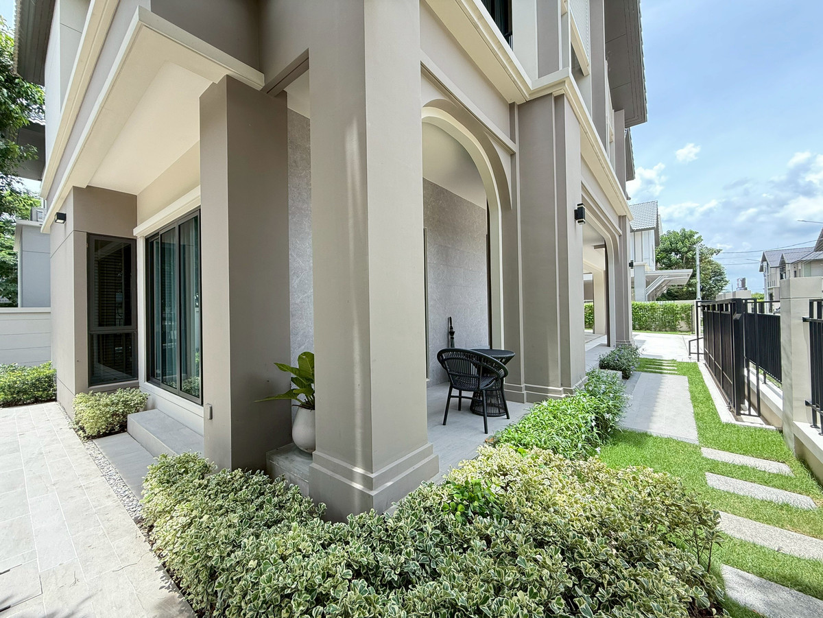 ขายบ้านนนทบุรี บางใหญ่ บางบัวทอง : บางกอก บูเลอวาร์ด เวสต์เกต ขายบ้านตัวอย่าง หลังใหญ่ พร้อมเฟอร์นิเจอร์ทุกชิ้น ที่ดิน 88.2 ตร.ว