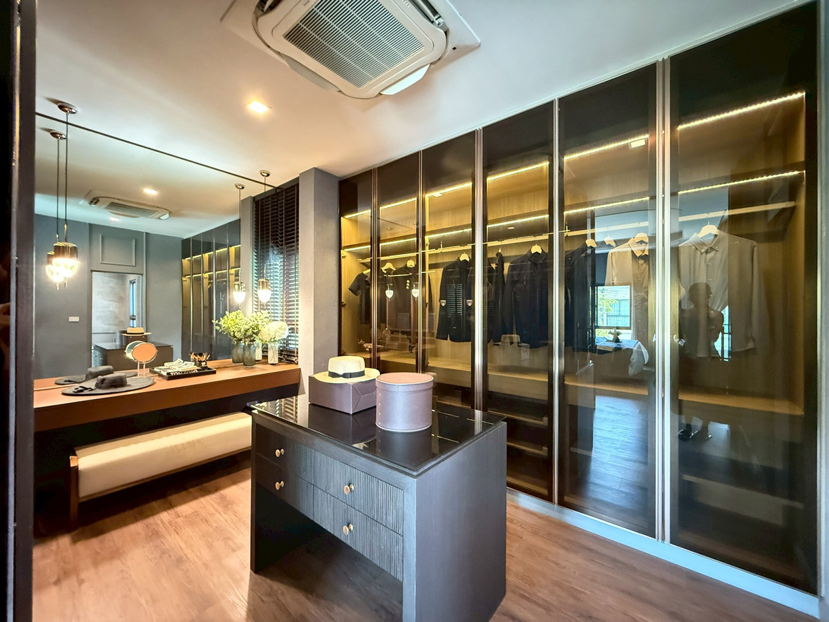 ขายบ้านนนทบุรี บางใหญ่ บางบัวทอง : บางกอก บูเลอวาร์ด เวสต์เกต ขายบ้านตัวอย่าง หลังใหญ่ พร้อมเฟอร์นิเจอร์ทุกชิ้น ที่ดิน 88.2 ตร.ว