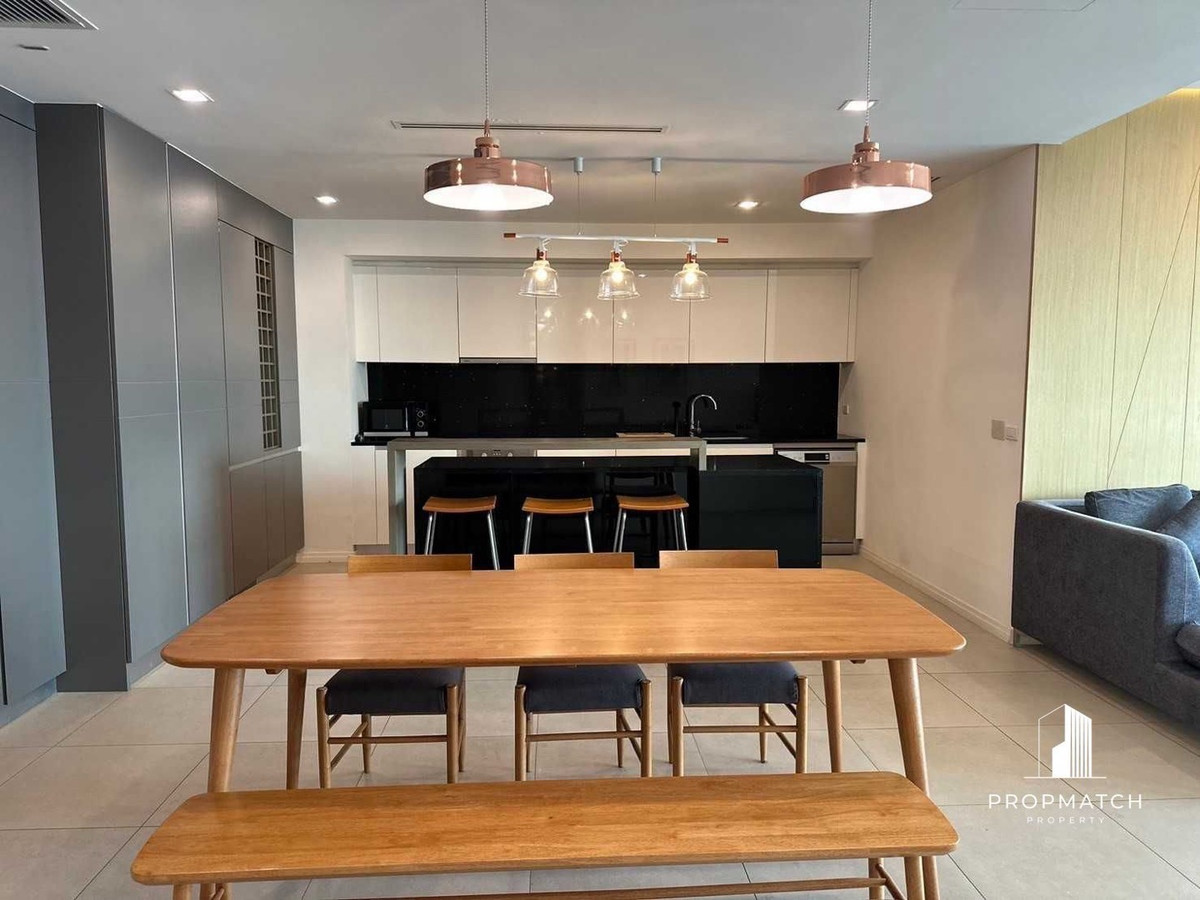 For RentCondoWongwianyai, Charoennakor : for Rent The River Condominium 138sqm. River View 80,000 baht