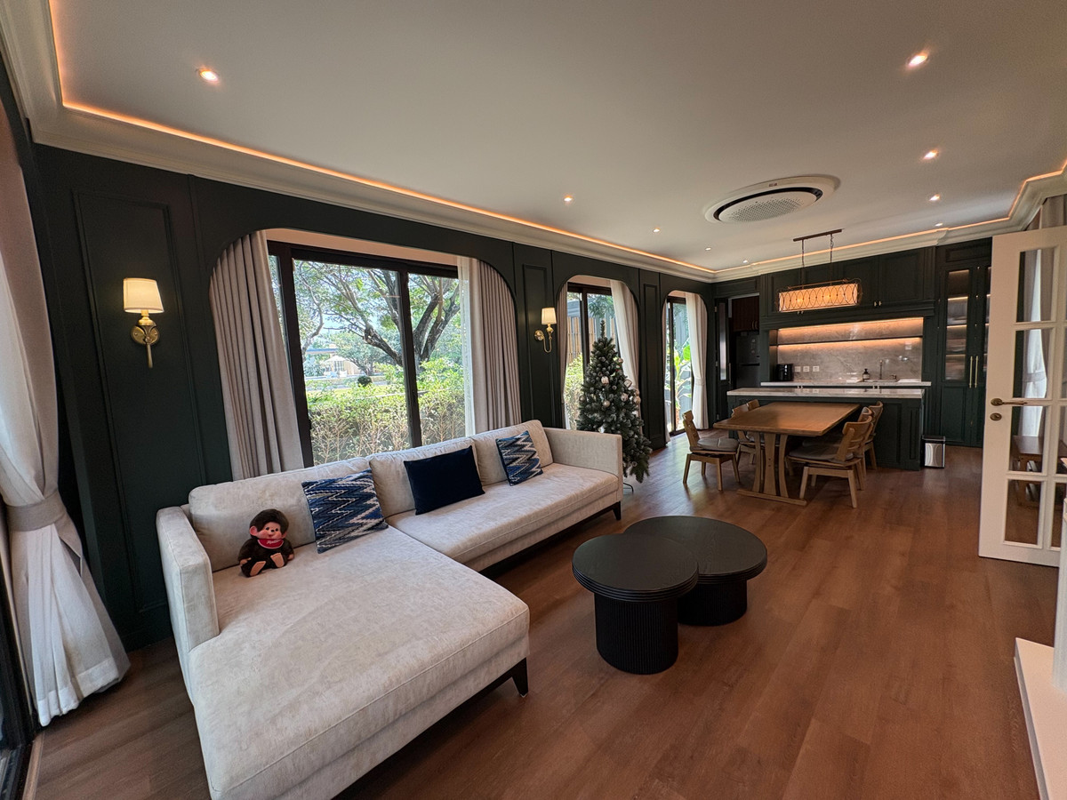 ขายบ้านบางนา แบริ่ง ลาซาล : ดีไซน์หรู Modern Luxury พร้อม Private Courtyard กลางบ้านหลังมุมติดสวนส่วนกลาง คุ้มค่าสุด !! ขายบ้านเดี่ยวหรู 2 ชั้น Luxury Modern โครงการ วีวัลดีบางนา (Vivaldi Bangna ) จาก REAL ASSET 70.7 ตร.ว ใกล้ Mega บางนา , ใกล้ทางด่วน และสนามบินสุวรรณภูมิ! ด่วน