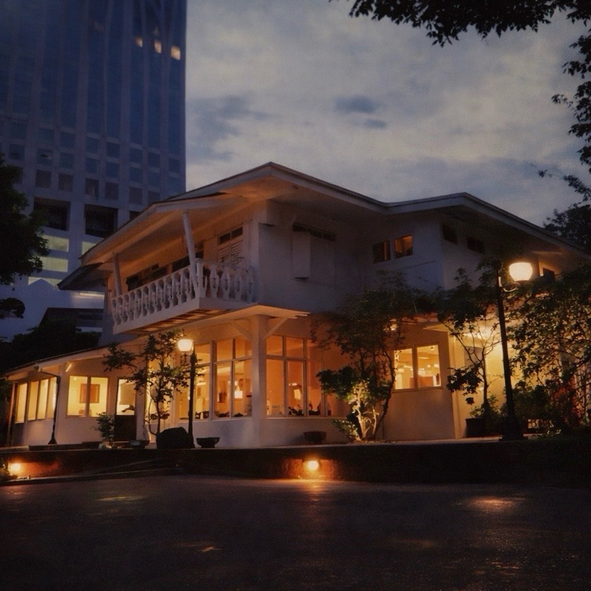 ให้เช่าโฮมออฟฟิศสุขุมวิท อโศก ทองหล่อ : เซ้งบ้านเชิงพาณิชย์ แปลงใหญ่ ทำเลอินเนอร์สุขุมวิท (หายาก)