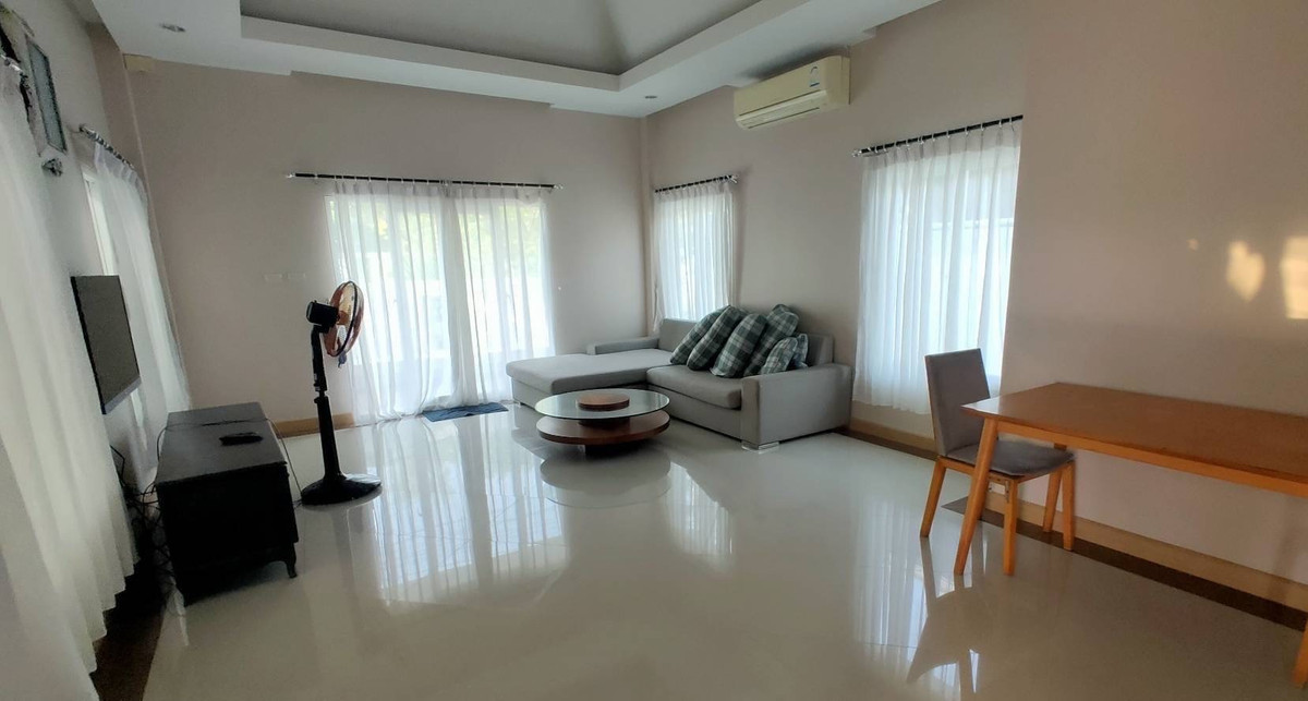 ขายบ้านพัทยา บางแสน ชลบุรี สัตหีบ : ขายบ้านเดี่ยวพูลวิลล่า 2 หลังติดกัน พร้อมสระว่ายน้ำ พร้อมผู้เช่า