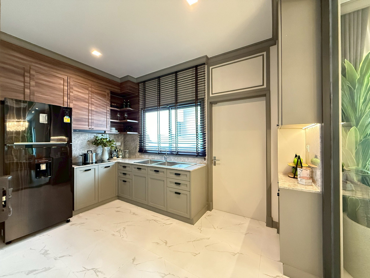 ขายบ้านนนทบุรี บางใหญ่ บางบัวทอง : บางกอกบูเลอวาร์ด เวสต์เกต ขายบ้านพร้อมเฟอร์นิเจอร์ทุกชิ้น ที่ดิน 73 ตร.ว.