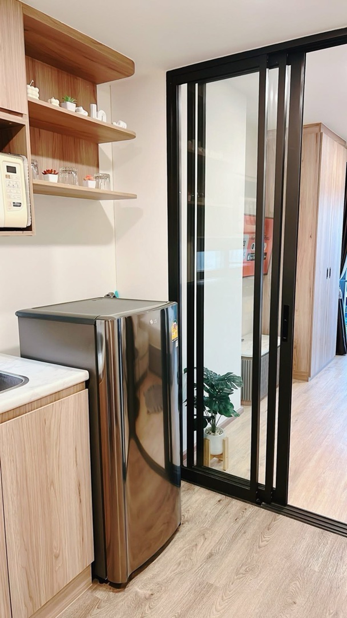 ให้เช่าคอนโดแจ้งวัฒนะ เมืองทอง : 📍 โครงการ : Oneder Kaset (วันเดอร์ เกษตร)🚝 ใกล้ : รถไฟฟ้าบางเขน 200 เมตร | BTS ม.เกษตร 6 นาที💵 ราคาเช่า : 11,000 บาท / เดือน