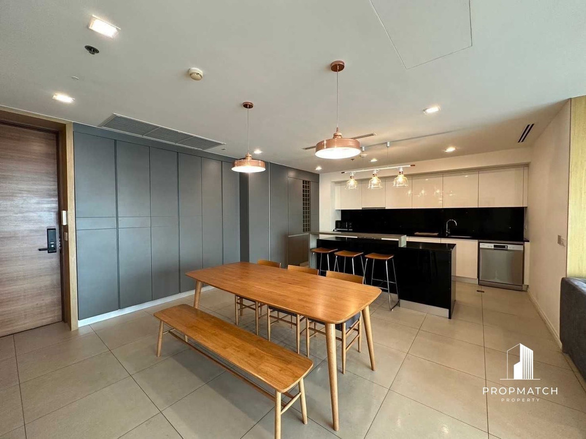 For RentCondoWongwianyai, Charoennakor : for Rent The River Condominium 138sqm. River View 80,000 baht