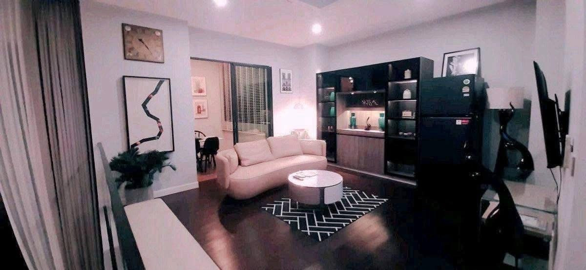 For RentHouseYothinpattana,CDC : Luxury three-storey pool villa with a private lift, fully furnished and ready to move in