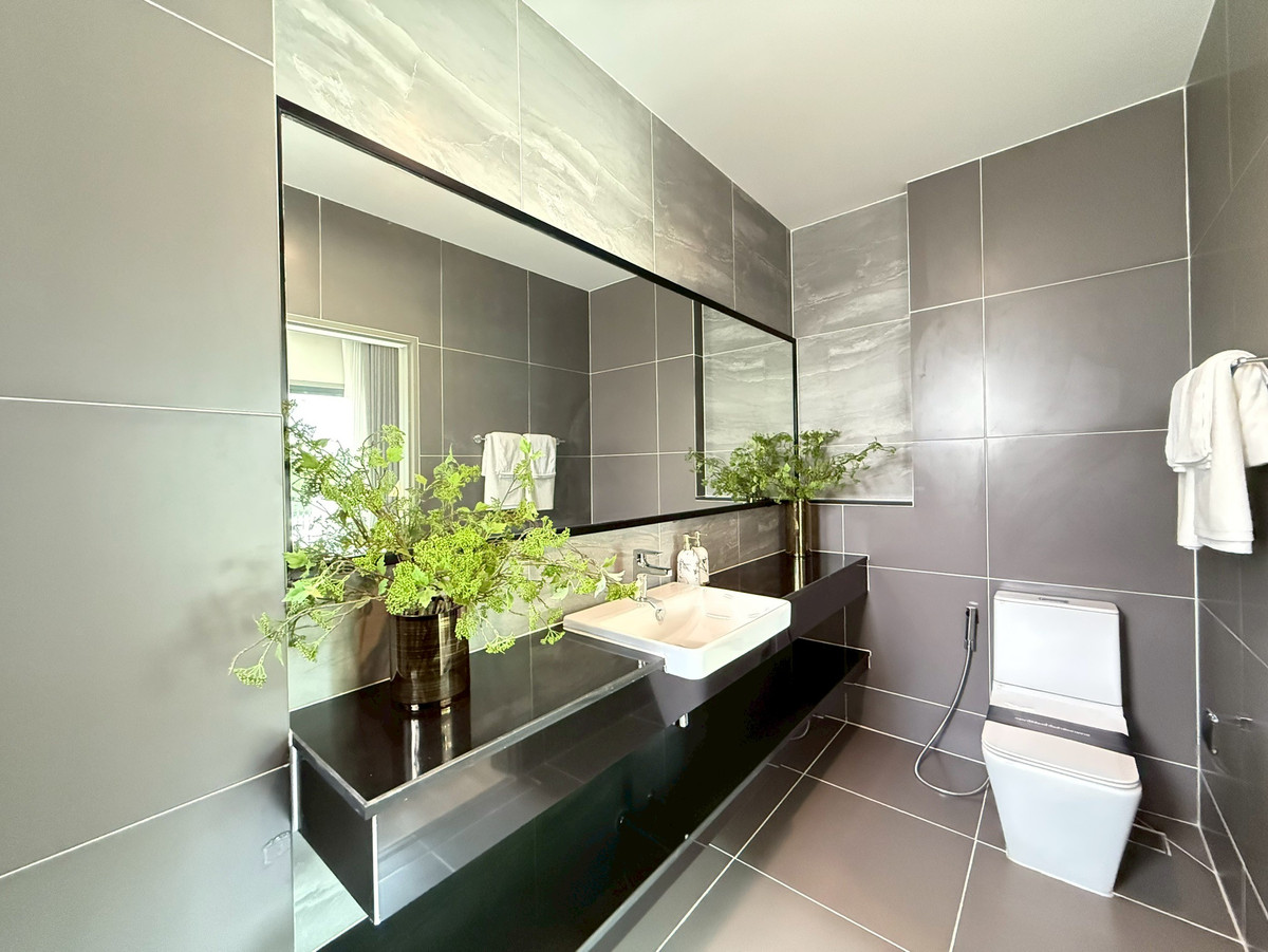 ขายบ้านนนทบุรี บางใหญ่ บางบัวทอง : บางกอกบูเลอวาร์ด เวสต์เกต ขายบ้านพร้อมเฟอร์นิเจอร์ทุกชิ้น ที่ดิน 73 ตร.ว.