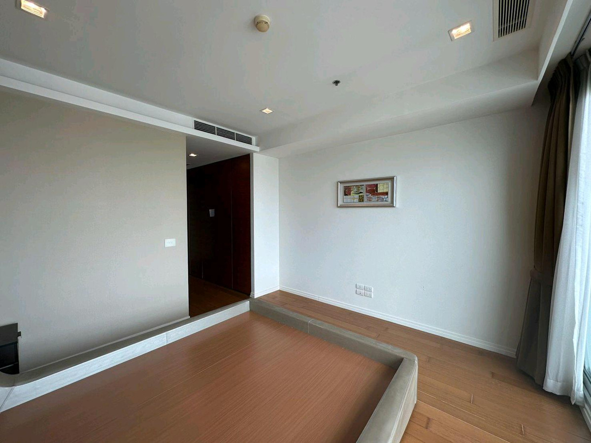 For RentCondoWongwianyai, Charoennakor : 📌For RENT | The River Condominium - 2BR (135 sqm) 85,000 THB