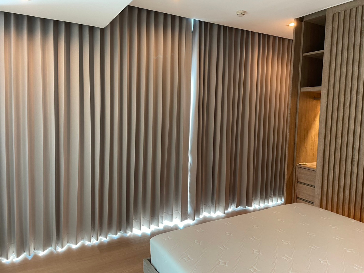 ให้เช่าคอนโดสุขุมวิท อโศก ทองหล่อ : เดอะ รูม สุขุมวิท 21 Penthouses หรู วิวเมือง  เฟอร์นิเจอร์ครบ พร้อมเข้าอยู่ ราคา 55000 บาท จองด่วน!!!